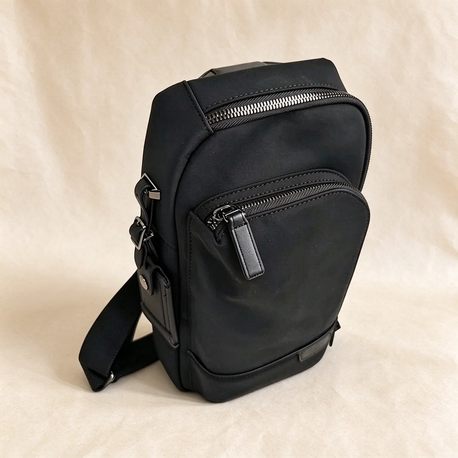 Men's Casual Sling Chest Bag, New Stylish Simple Ballistic Nylon Crossbody Shoulder Bag