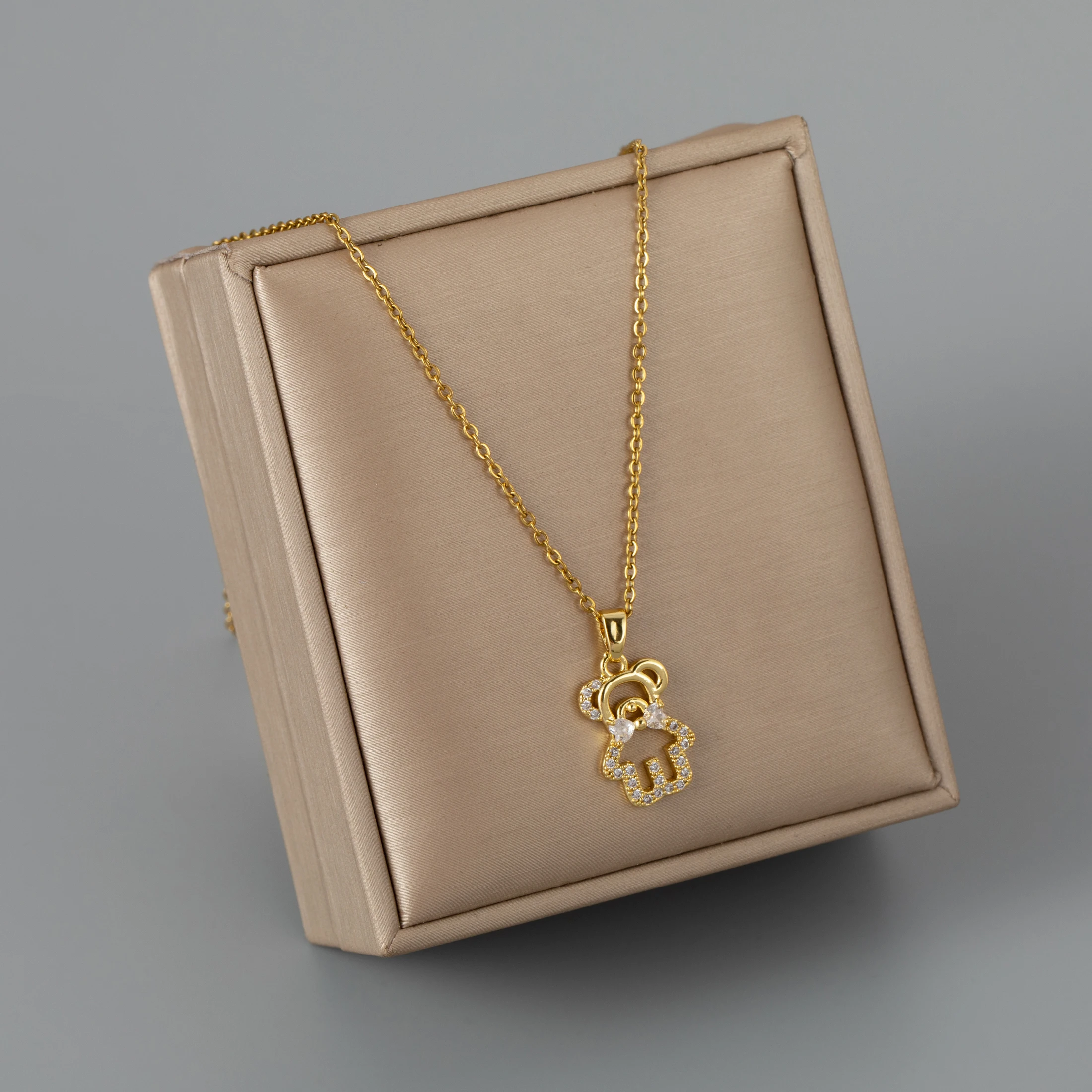 

Animal Necklace Bear Simple Zircon Exquisite Exquisite Gold Plated Elegant Necklace Our Friend