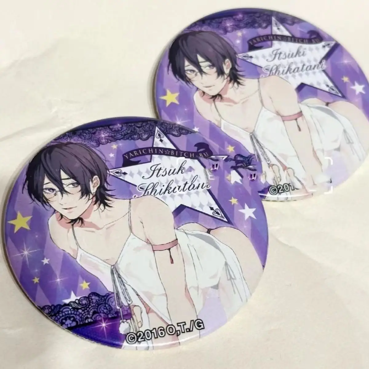 Yarichin значок аниме Shikatani Itsuki, пикантная круглая брошь для пижамы, украшение для сумки, аксессуары для демонстрации на столе, подарок другу