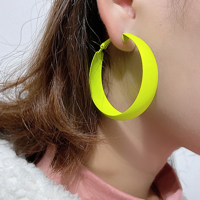 Pendientes de aro grandes para mujer, aretes de Color fluorescente exagerado Punk, joyería de moda, anillo de moda llamativo, joyería