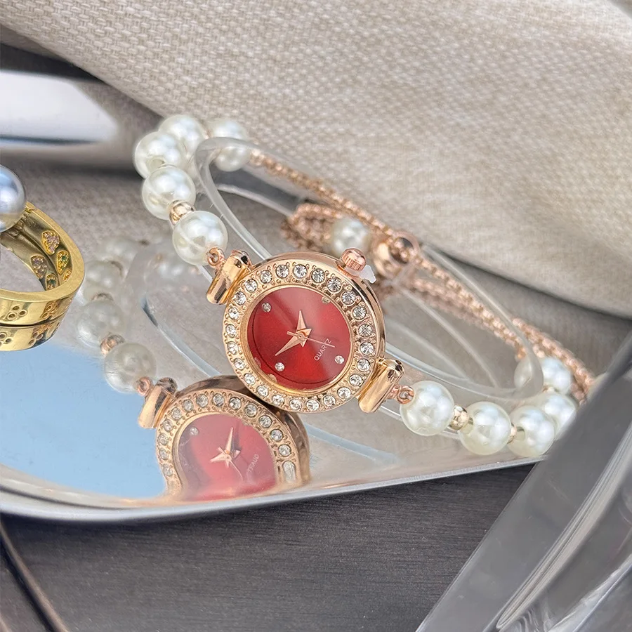 ساعة كوارتز لؤلؤية أنيقة للسيدات، ساعة يد نسائية أنيقة مع خرز لامع لإكسسوارات الموضة