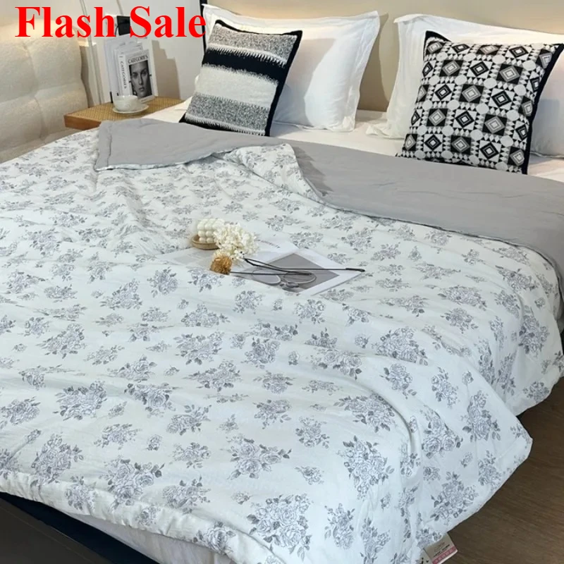 

New Mu yarn cotton summer quilt wrinkled yarn air conditioner quilt household skin-friendly thin quilt machine washable