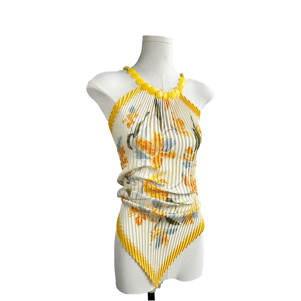 Polyester Sleeveless Vest for Women Featuring Vibrant Floral Print Pleated Material and Ruffled Asymmetric Hem