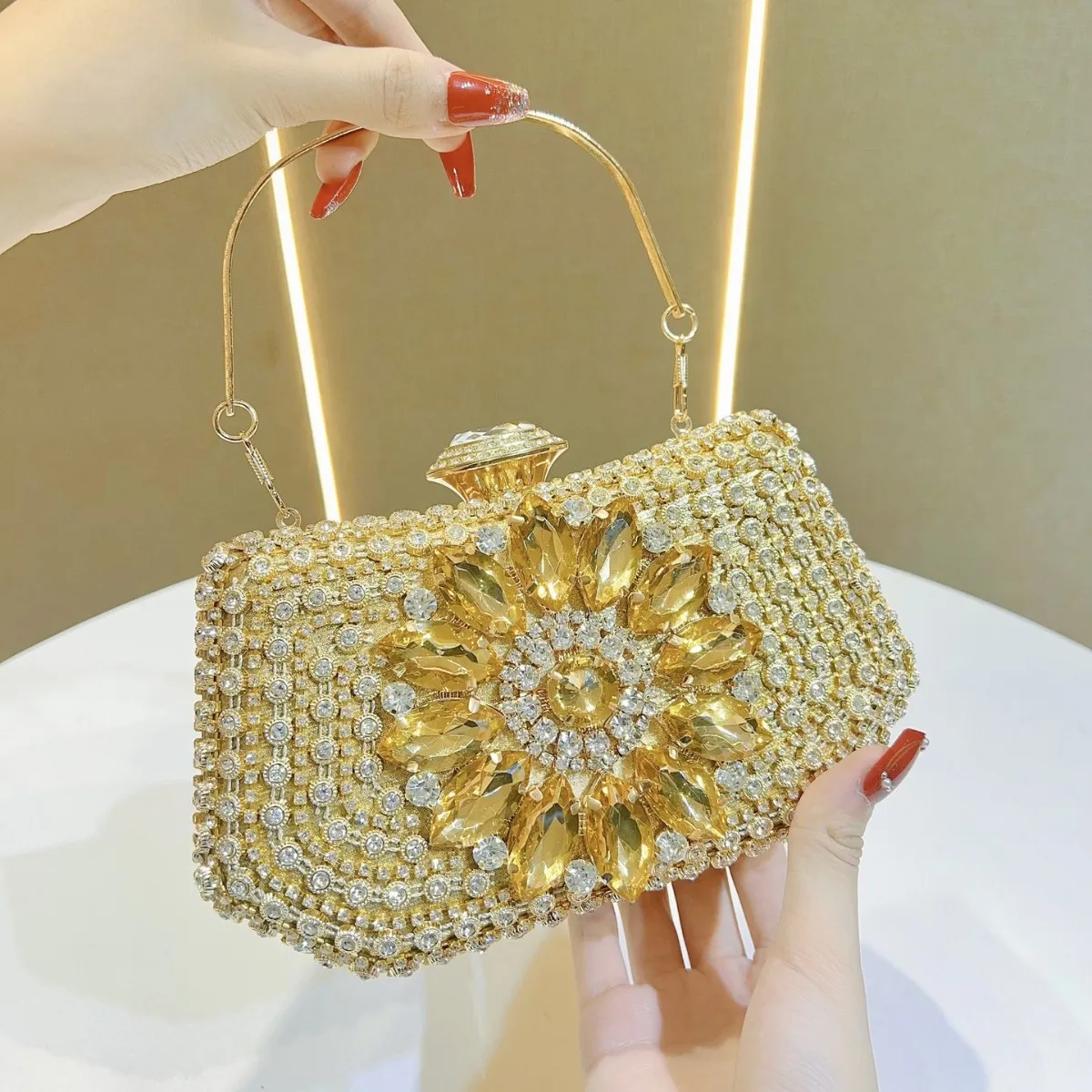 

Luxury Diamond Encrusted Evening Clutch Women’s Rhinestone Sparkling Handbag Wedding Banquet Dinner Party Elegant Dress Purse