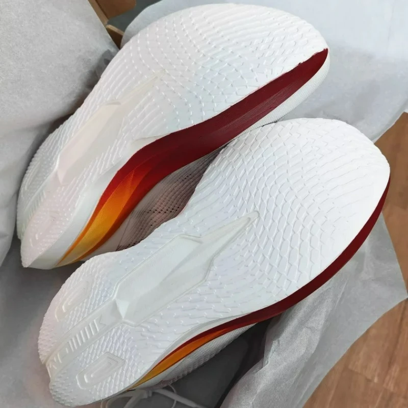 Super Cool Jogging Shoes For Men Women Luxury Brand Running Shoes Unisex Carbon Plate  Training Shoes Couples Mesh Sneakers