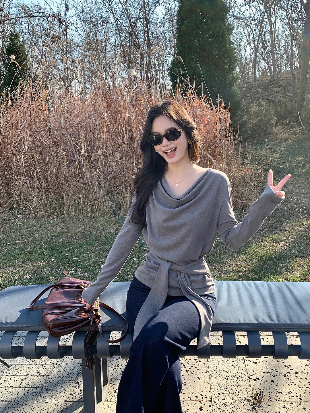 

Pusumede Artistic Long Sve Knitted Loose Top Women's Design Sense Asymmetrical Belt Swing Collar Faionable Casual irt