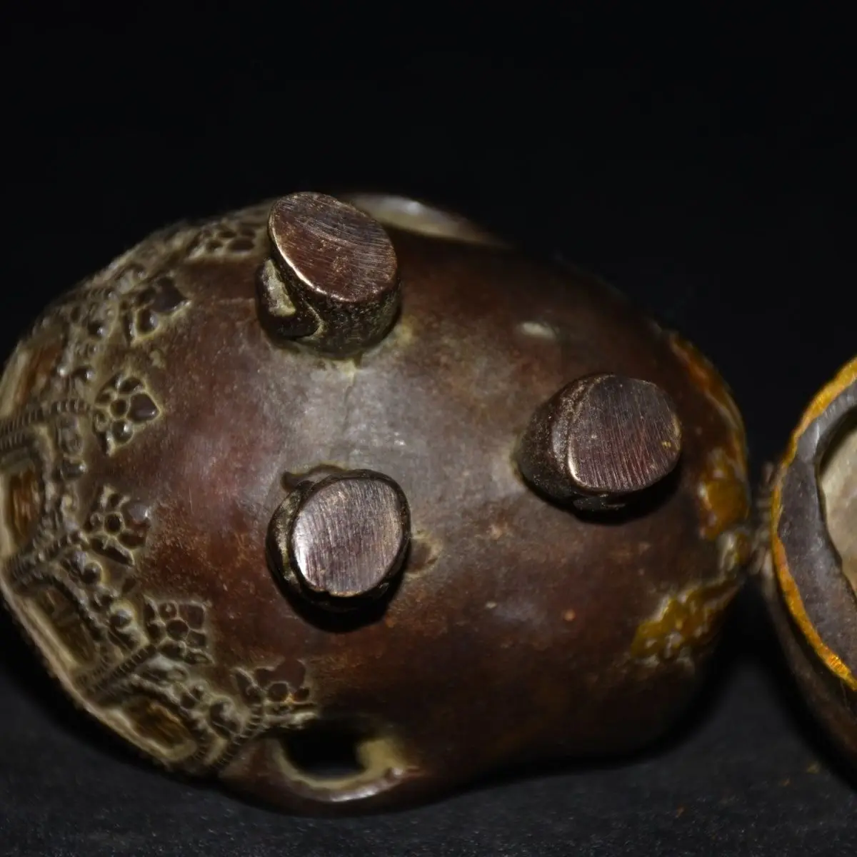 Old Collection Early Period Pure Copper Gilded Imitation Purple Copper Three Legged Skull Head Incense Burner Fine Work Width