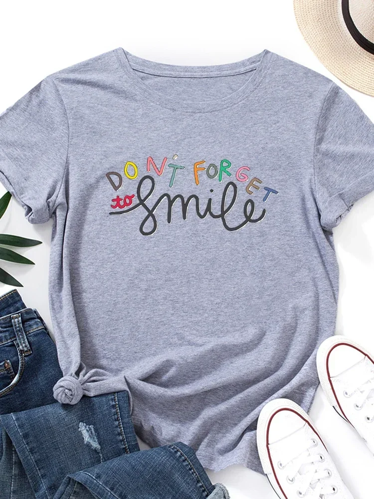 Vergeet niet Glimlach Print Vrouwen T-shirt Korte Mouw O Hals Vrouwen T-shirt Dames T-shirt Tops
