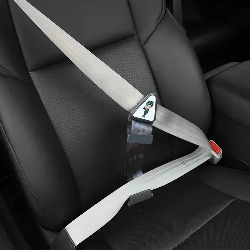 1-6pcs Child Safety Belt Shoulder Protector Car Child Seat Adjuster Triangular Fixed Limiter Safety Belt Artifact