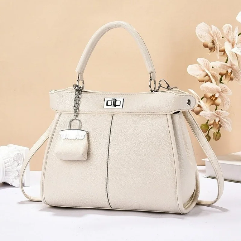 

2025 New High-end Ladies Leather Crossbody Handbag Luxury Brand Famous Designer Casual Paris Classic​