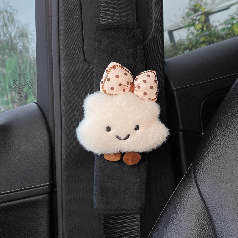 2026 New Car Interior Decoration Women's Aroma Diffuser Rearview Mirror Pendant Car Accessory Hanger Fashionable Auto Adornment
