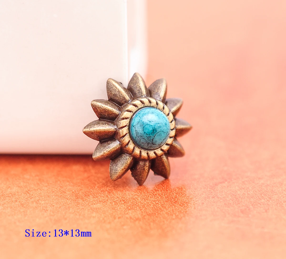 

20pcs 13mm Brass Southeast Ethnic Floral Star Green Turquoise Conchos Rivet Stud For Leathercraft Belt Keyring Bag Holster Decor