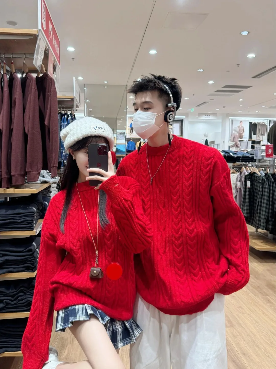 

Красный новогодний вязаный свитер унисекс свободного кроя с круглым вырезом и узором косы, зимняя повседневная одежда для пар, с длинными рукавами, из полиэфирного волокна