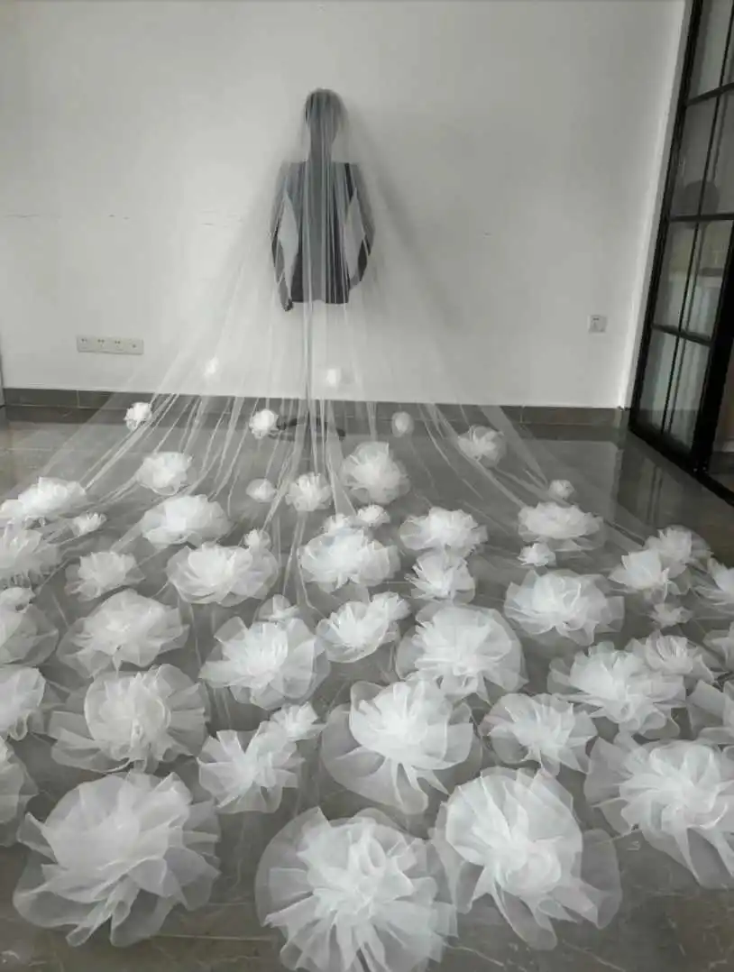 كشكش زين طرحة الزفاف مخصصة صور حقيقية طويلة قطع حافة الحجاب الزفاف طبقة واحدة طول الكاتدرائية اكسسوارات الزفاف