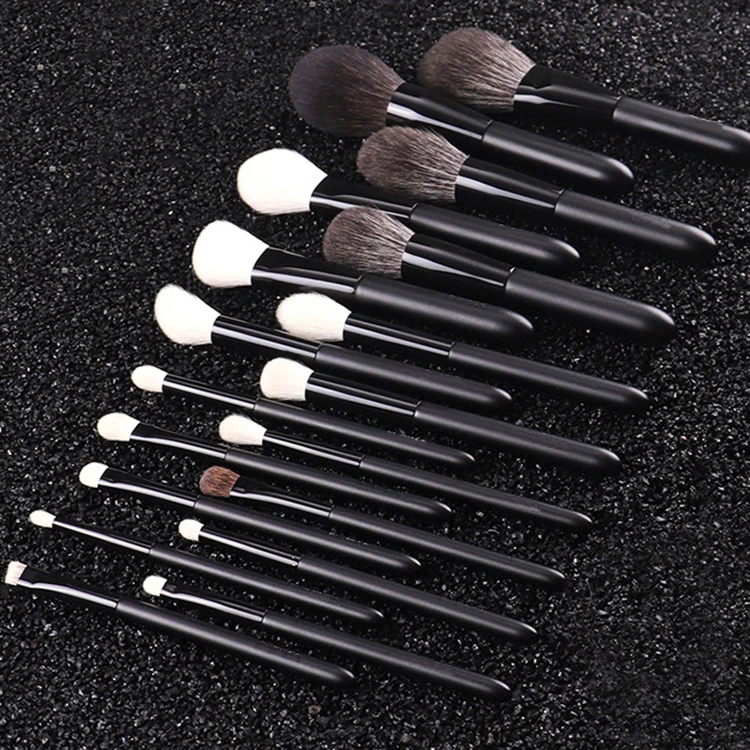 1pc Fox hair Makeup Brushes High quality Powder Brush Highlight Make Up Brushes Eyeshadow Exquisite Cosmetic tools pack with Box