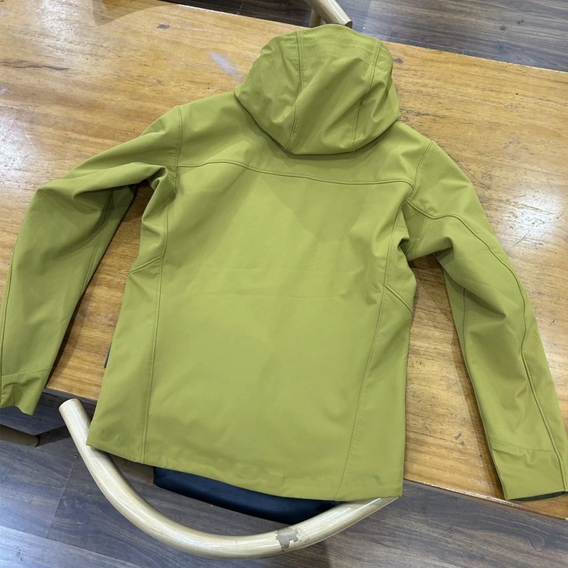 Unisex Softshell Hooded Jacket – Thin Fleece Lined for Heat Retention, Windproof & Water-Resistant Hiking & Mountaineering