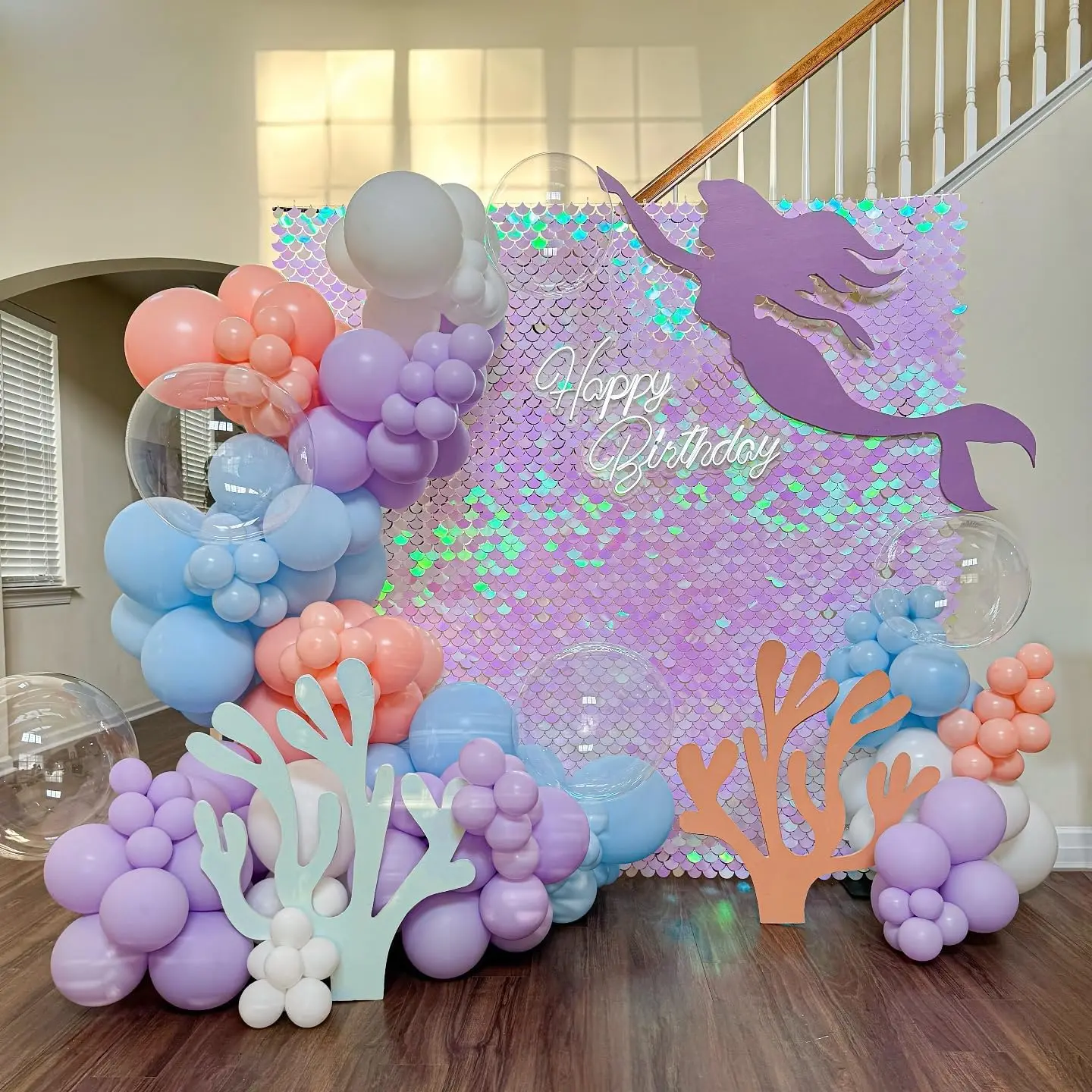 

12 шт. блестящих панелей для декора стен в виде рыбьей чешуи, синий сияющий фон для дня рождения, детского праздника, декор для вечеринки