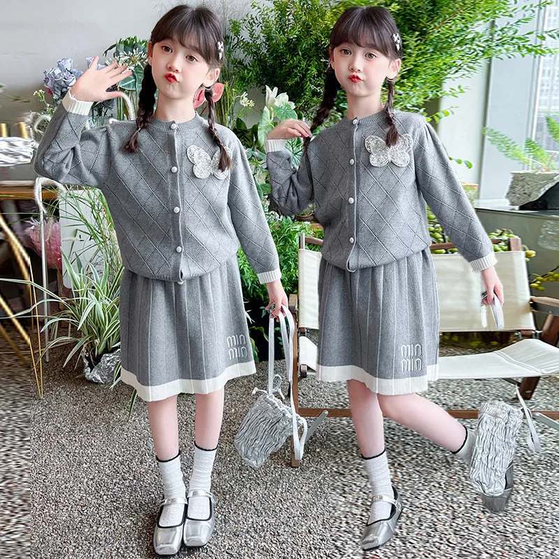 

Autumn Winter Junior Girl Knitted Clothing Set Children Girl Pearl Buckle Sweater Cardigan+Contrast Pleated Skirt Child Sets