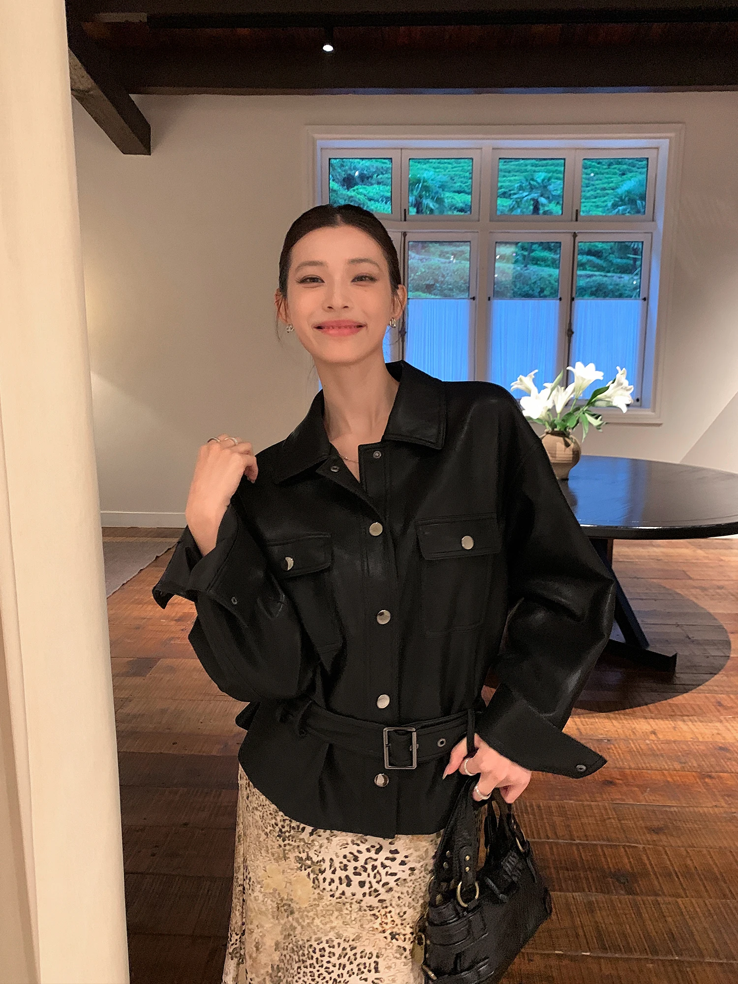 

Женская кожаная куртка ChenMiFan с поясом, из искусственной кожи, с отложным воротником, осенне-зимняя, модная, приталенная, с длинными рукавами