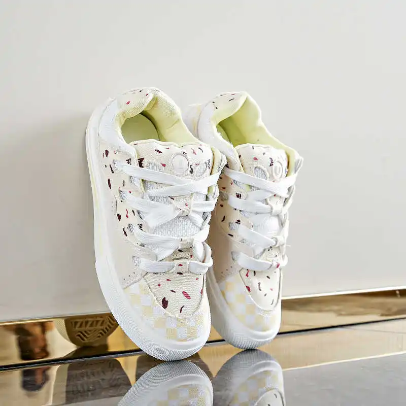 

Lace Up Plataform Woman's Flat Sports Shoes Tennis Large Dimensions Cool Sneakers Exerciser Gym Shows Trending Snaeaker