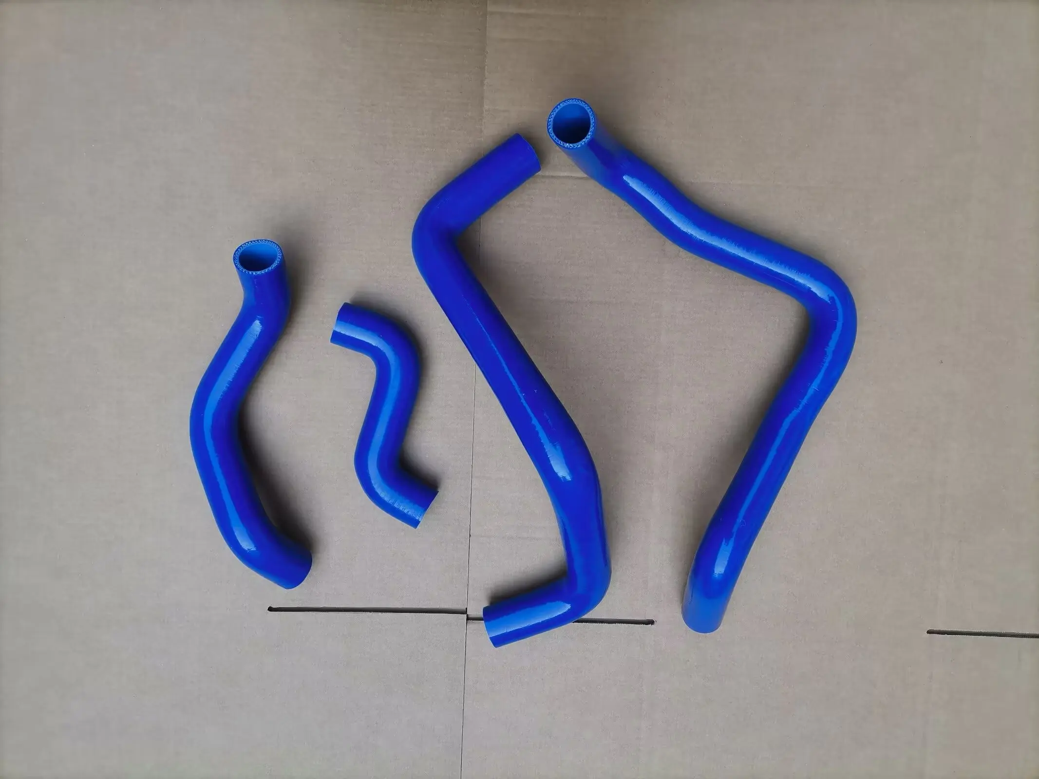 For FIAT Bertone X1/9 X19 1.3L 1.5L 1972 - 1983 Silicone Radiator Coolant Hose 4395610 4395609 4425809 4425808