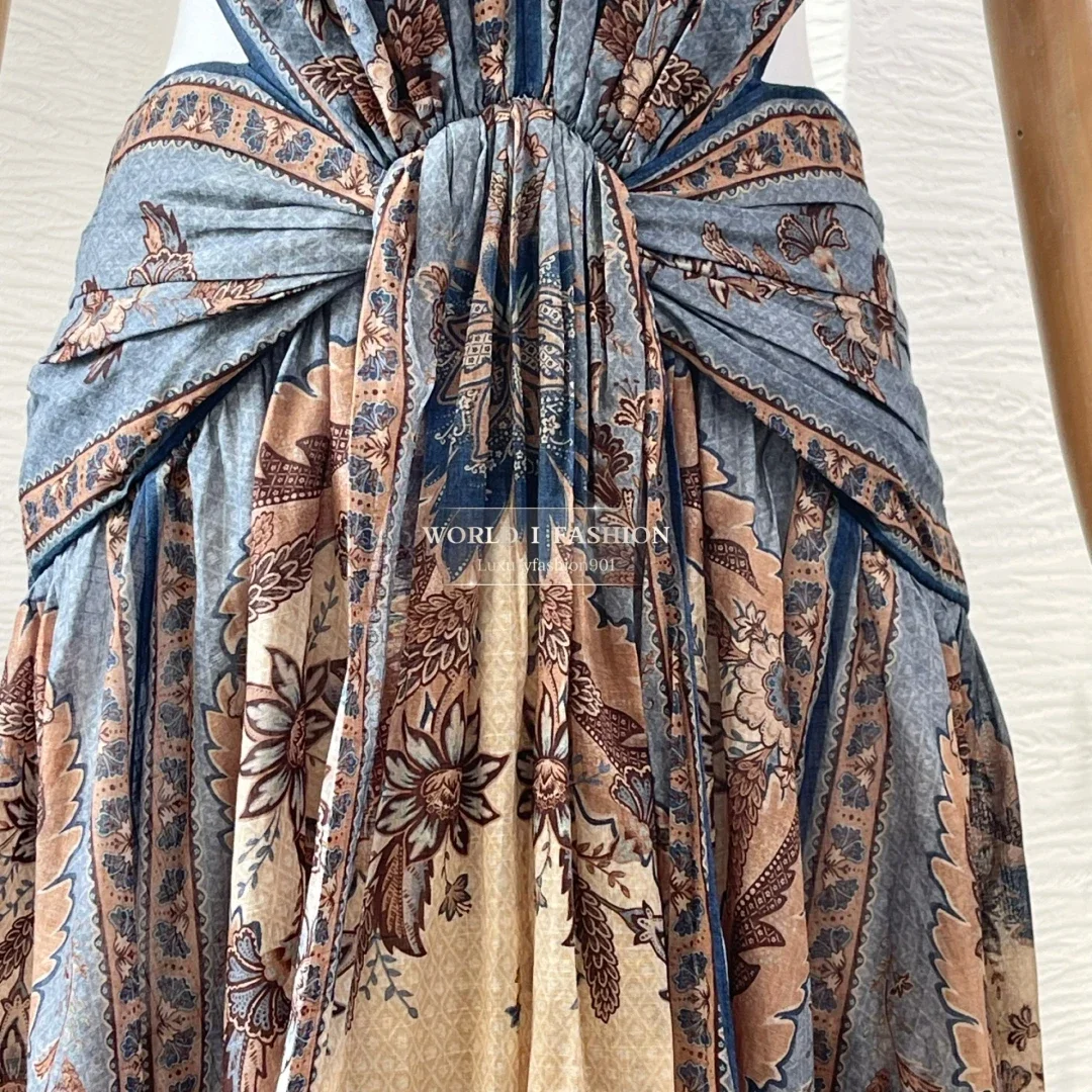 Robe mi-longue bleu kaki, sans manches, décolleté en V profond, fente haute, dos nu, 2025