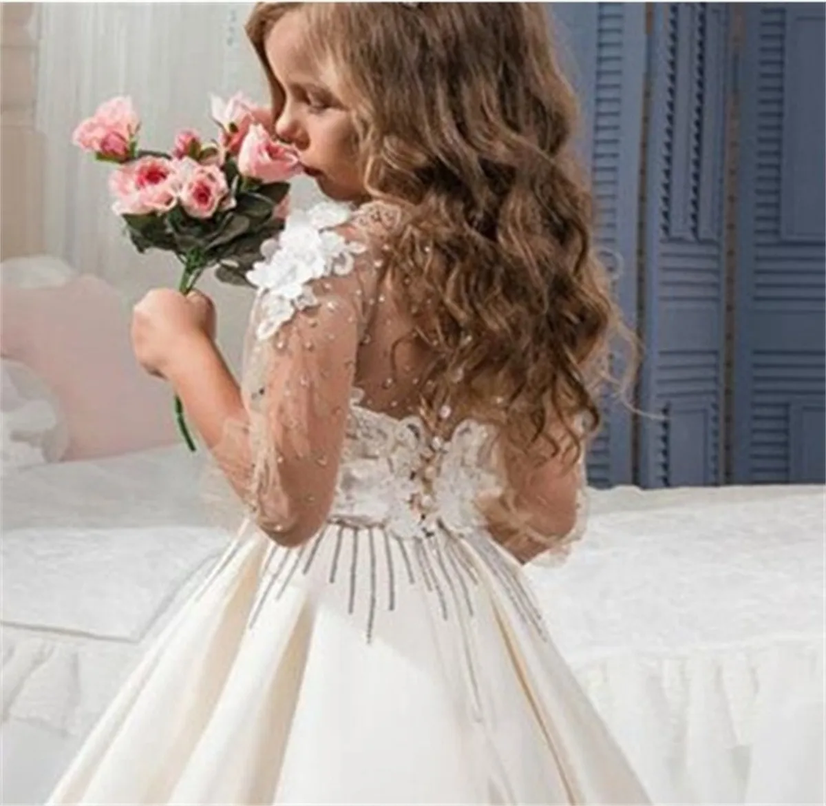 Flower Girl Dresses Elegant Satin Lace Applique Pageant Gown  For Little Girl First Holy Communion Birthday Party Dresses