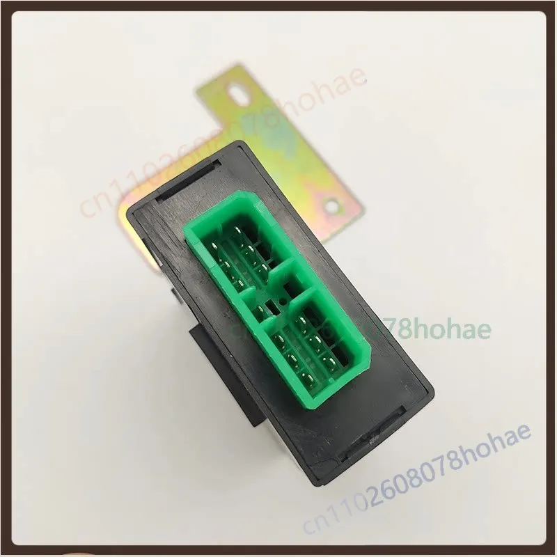 Wiper Interval Relay Controller 3735020‑C0100 For Dongfeng Tianlong Truck Spare Part