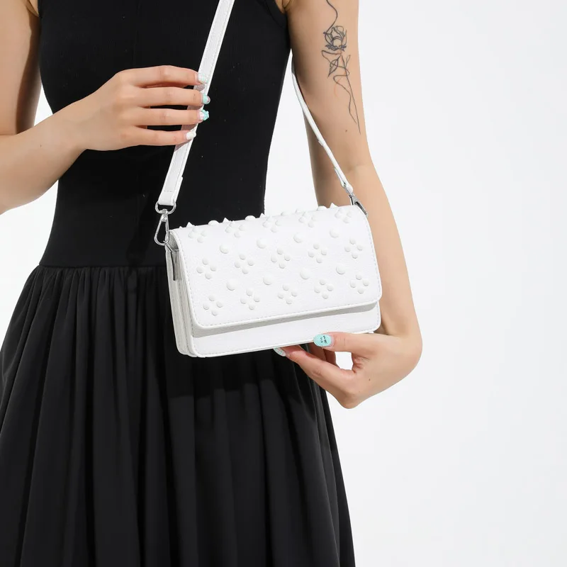 

Women Leather Luxury Classic Tote Bag Designer Shoulder Crossbody Handbag For Modern Urban Outfits