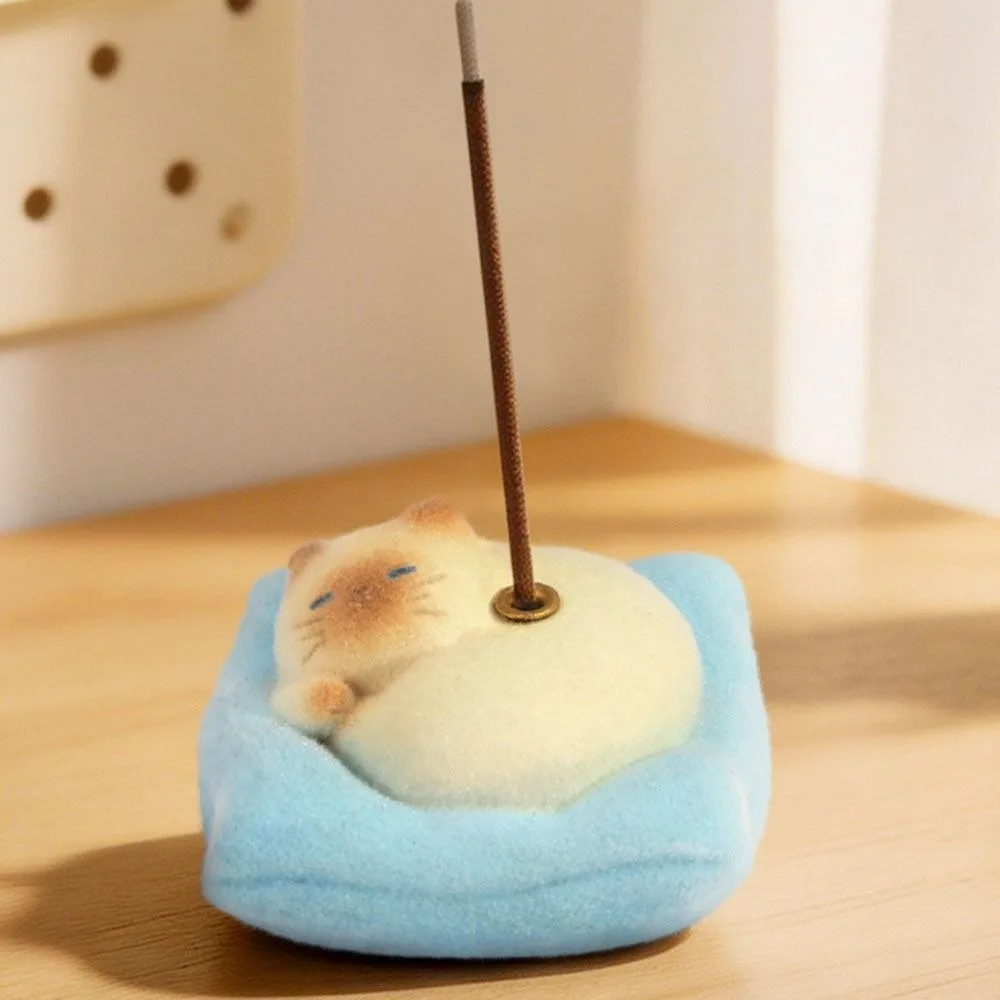Fun Gifts Resin Cat Figurine Mini Creative Incense Stick Stand Leisure Cute Kitten Figurine Office