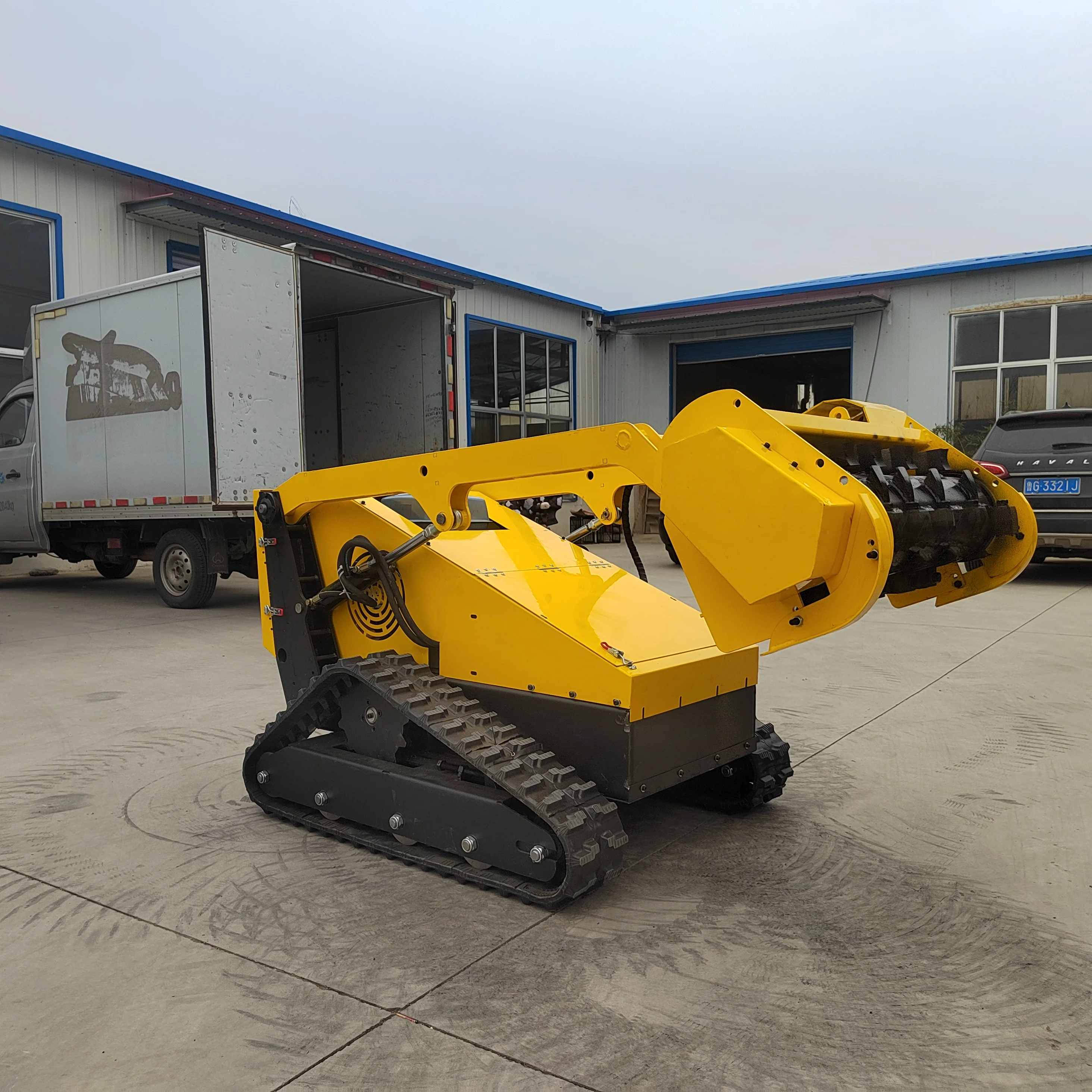 Tosaerba semovente, robot diserbatore robot automatico con telecomando |   Tracce cingolate per tutti i terreni per Reclamatio da giardino