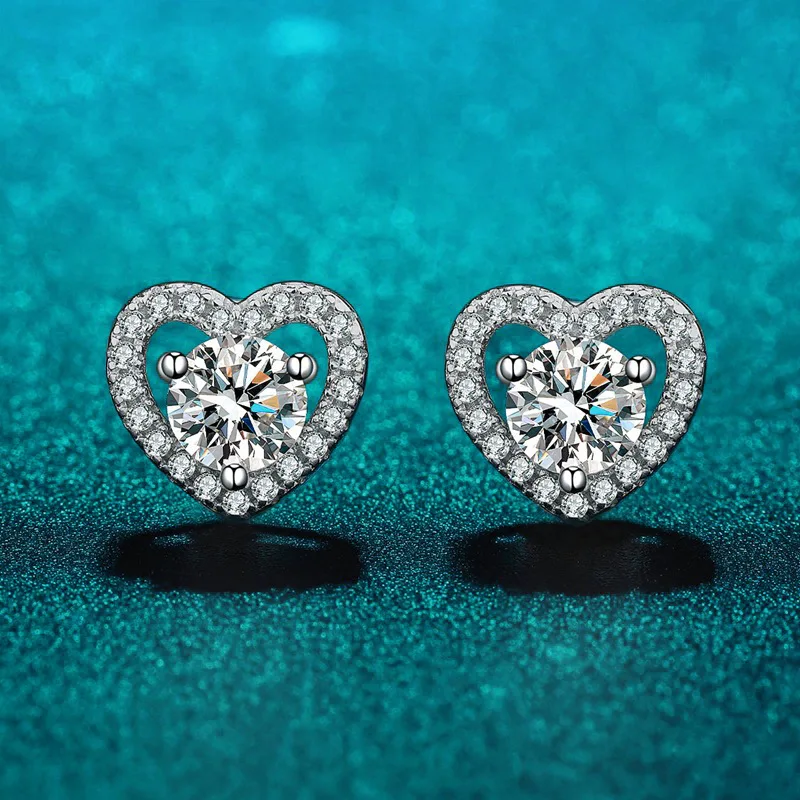 

Серьги с цирконом в форме любви 2026 — необходимые новогодние подарки для праздничных подарков