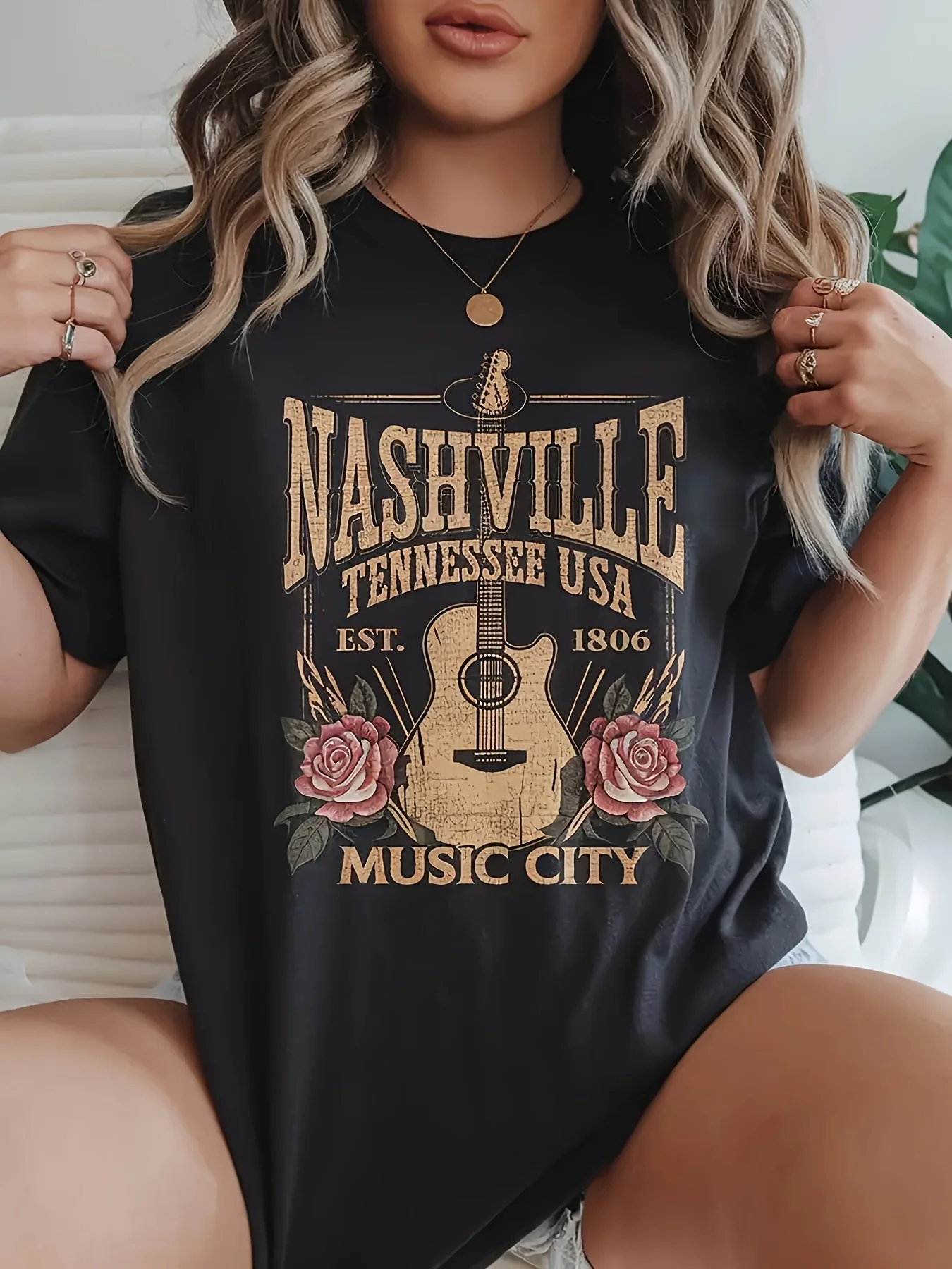 

Women'S Music Festival Graphic T-Shirt - Nashville, Tennessee USA 1806 Music City Design with Guitar & Roses, Casual Round