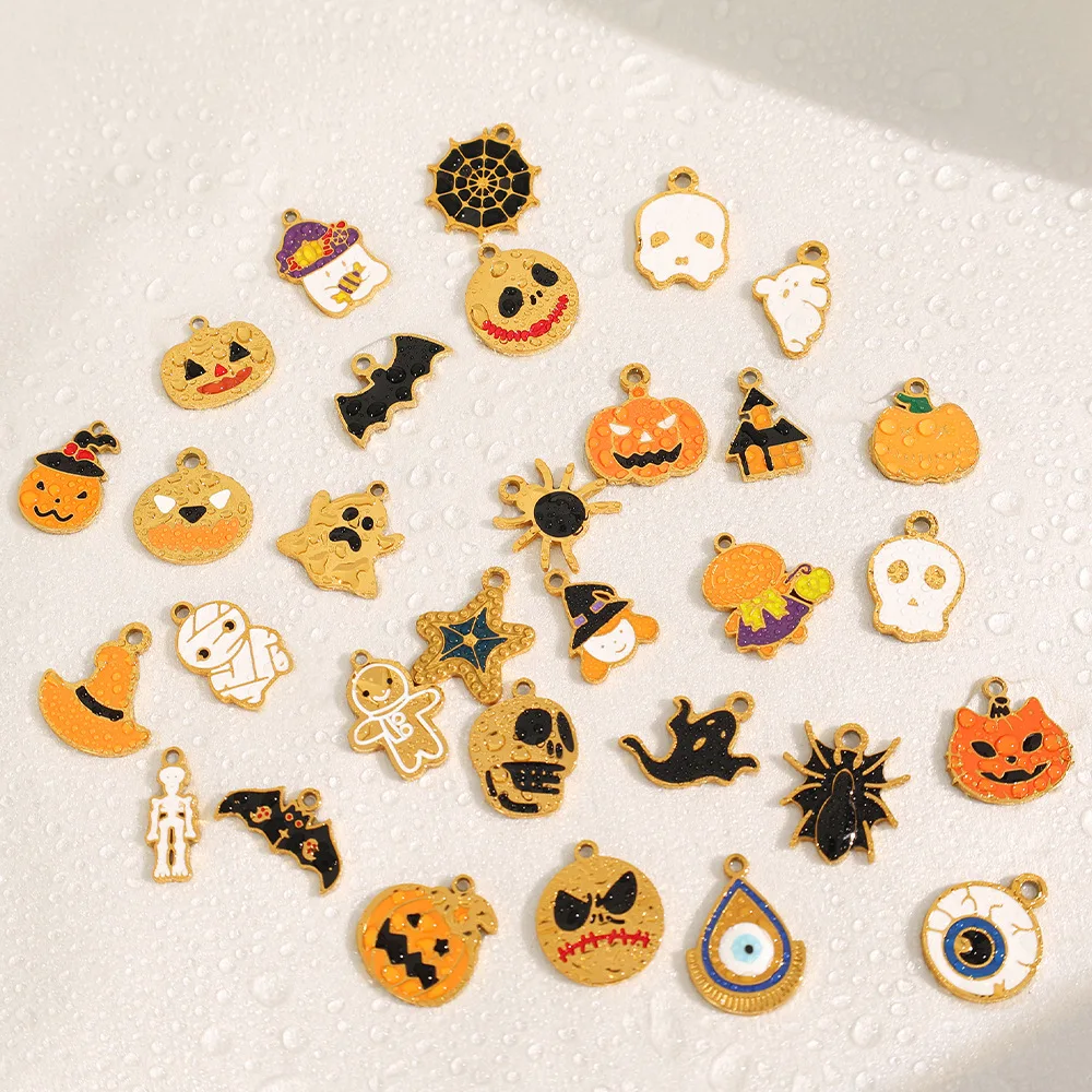 

2PCS Halloween Fun Party Accessories Charm Stainless Steel Pumpkin Skull Ghost Cross Cat Hat Titanium Steel Pendant DIY Jewelry