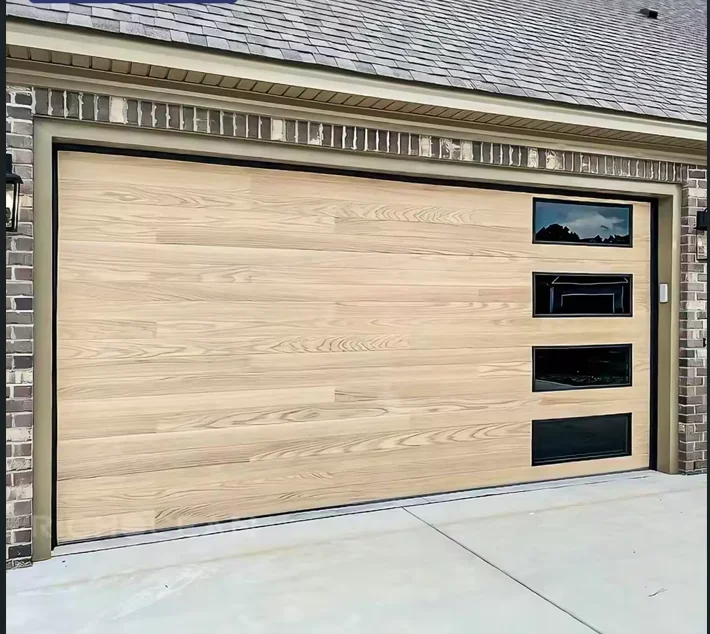 

Wood Grain Finish Thermal Insulation Material APP and Remote Control Opens The Garage Door Corrosion Resistant Garage Doors