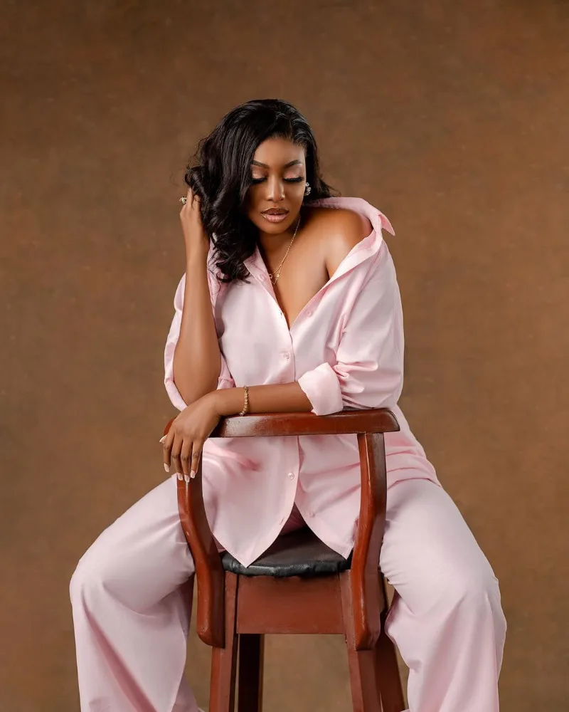 Afrikanisches 2-Teiliges Outfit für Damen, Frühling Herbst Übergroßes Hemd mit Knöpfen & Weite Hose Set, Lässiges Lockeres Loungewear-Set – Detail 9