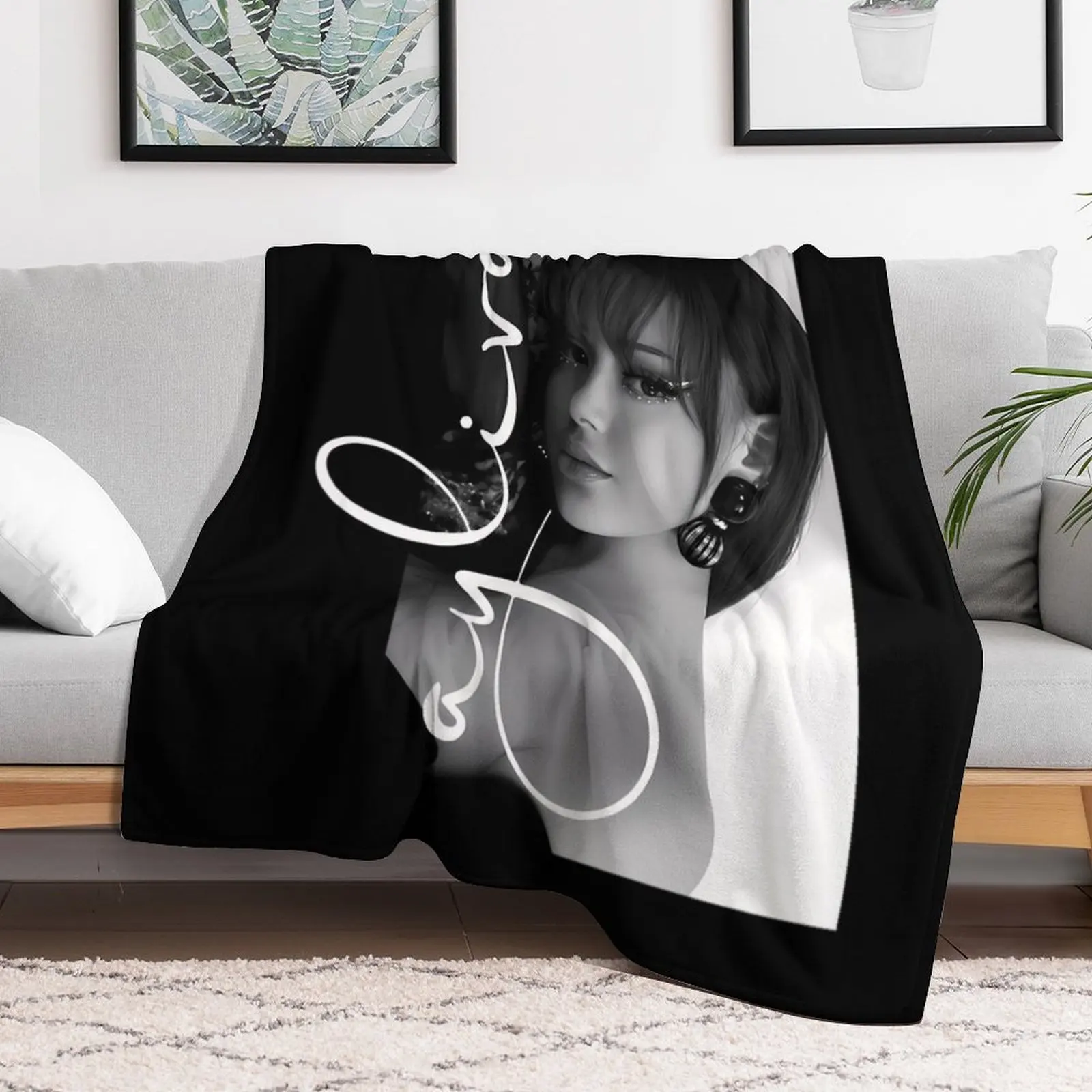 Aylivas Singer Musician Throw Blanket Cozy Home Blanket Gift for Christmas Holiday