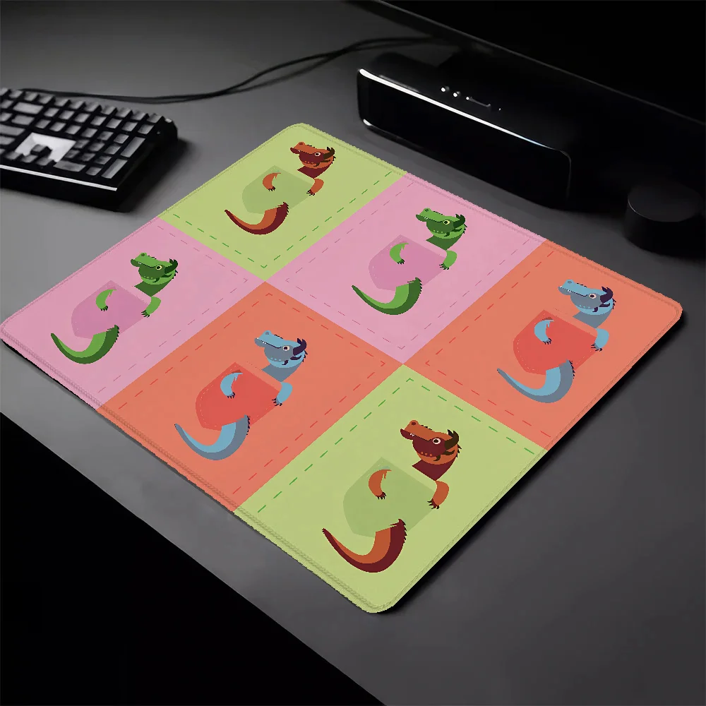 Small Mause Pad Mouse Ped Pocket Dragons Gaming Mouse Mat Pad on the Table Mausepad Gamer Cabinet Deskmat Pc Accessories Mats