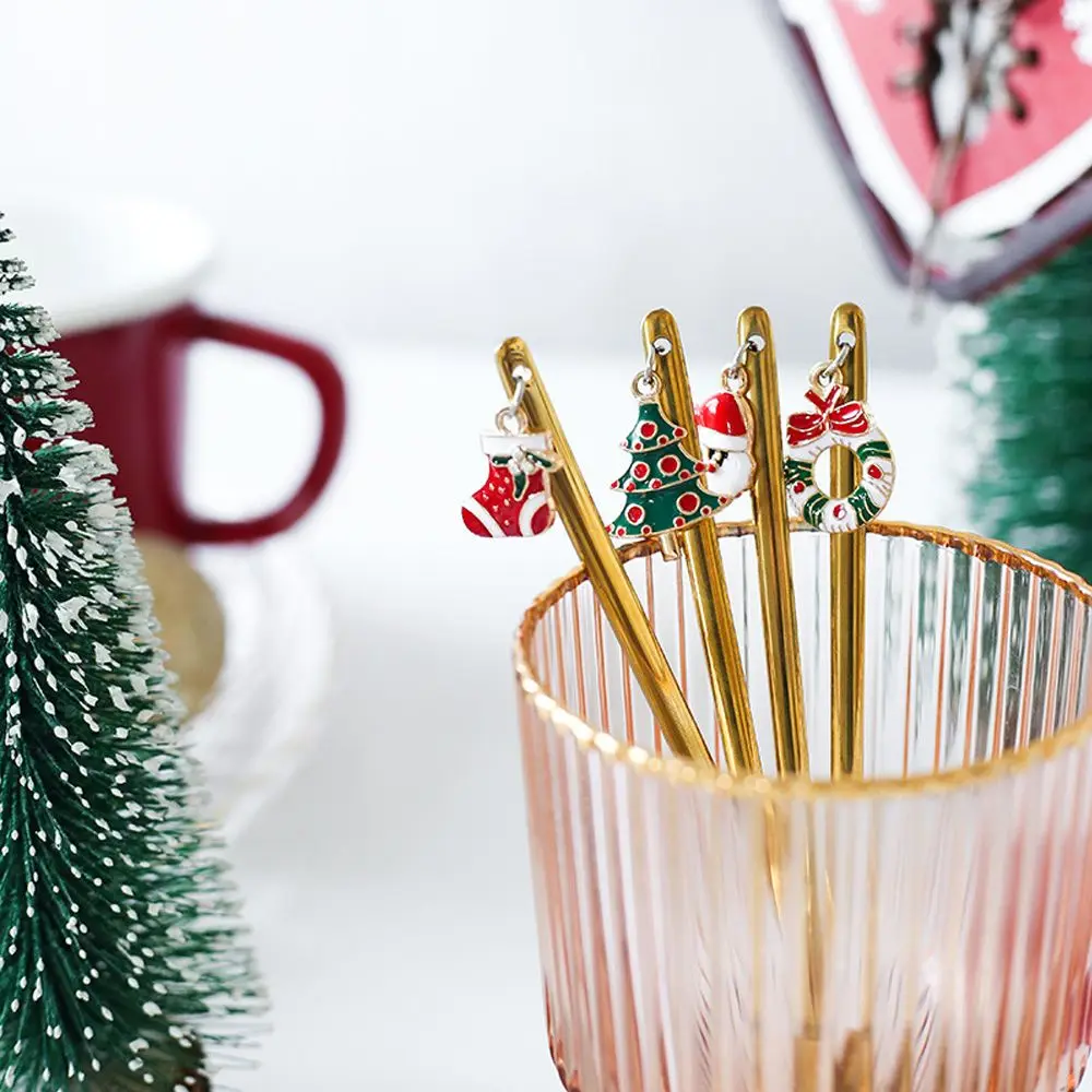 Stainless Steel Christmas Spoon Set Elk Pendant Exquisite Craft Tea Spoon Creative Tableware Party Ornament Style Dessert Spoon