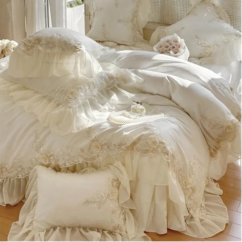 White Egyptian Cotton Duvet Cover Set Luxury Lace Flowers Embroidery Quilt Cover Princess Wedding Bedding Bed Sheet Pillowcases