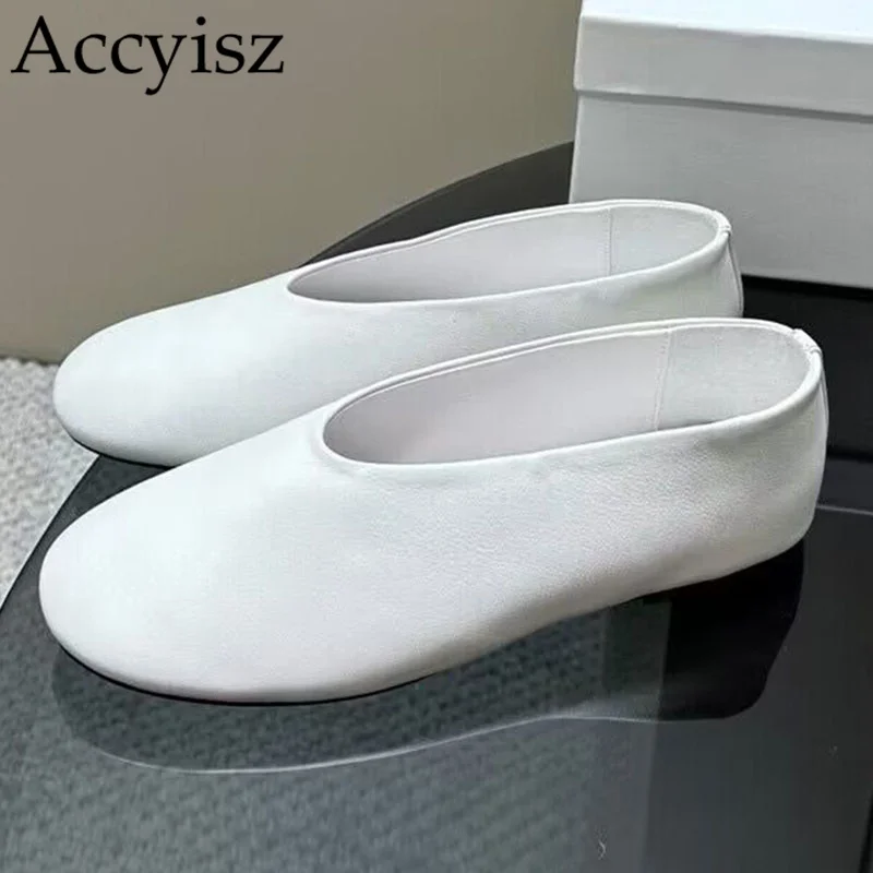 

Spring and Autumn New Round Head Mesh Flat Shoes Women's Casual Vintage Genuine Leather Loafer Shallow Mouth Skirt Single Shoes