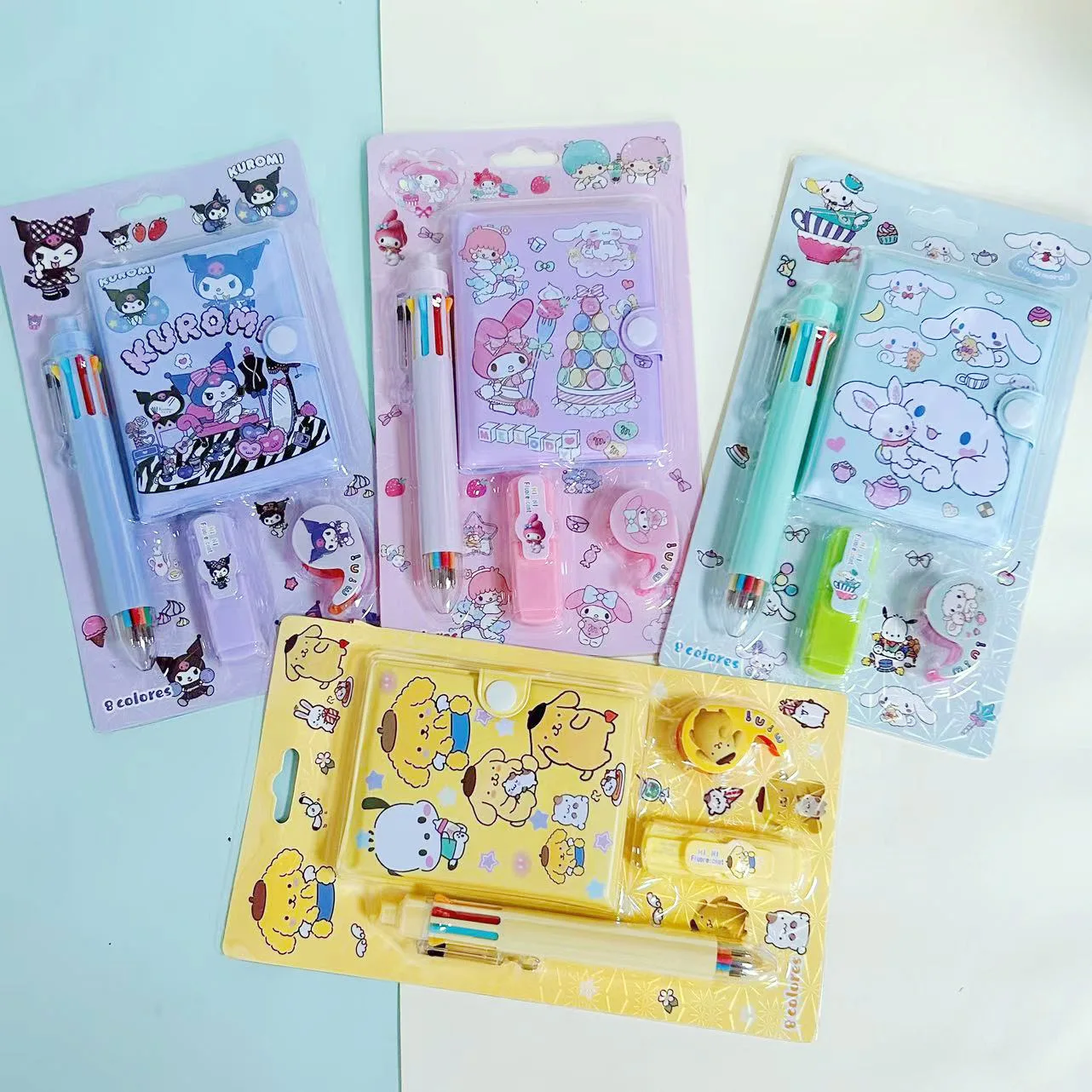 

Набор из 4 предметов: блокнот Kuromi Melody, разноцветные ручки, портативный набор канцелярских принадлежностей для студентов, подарок для учебы