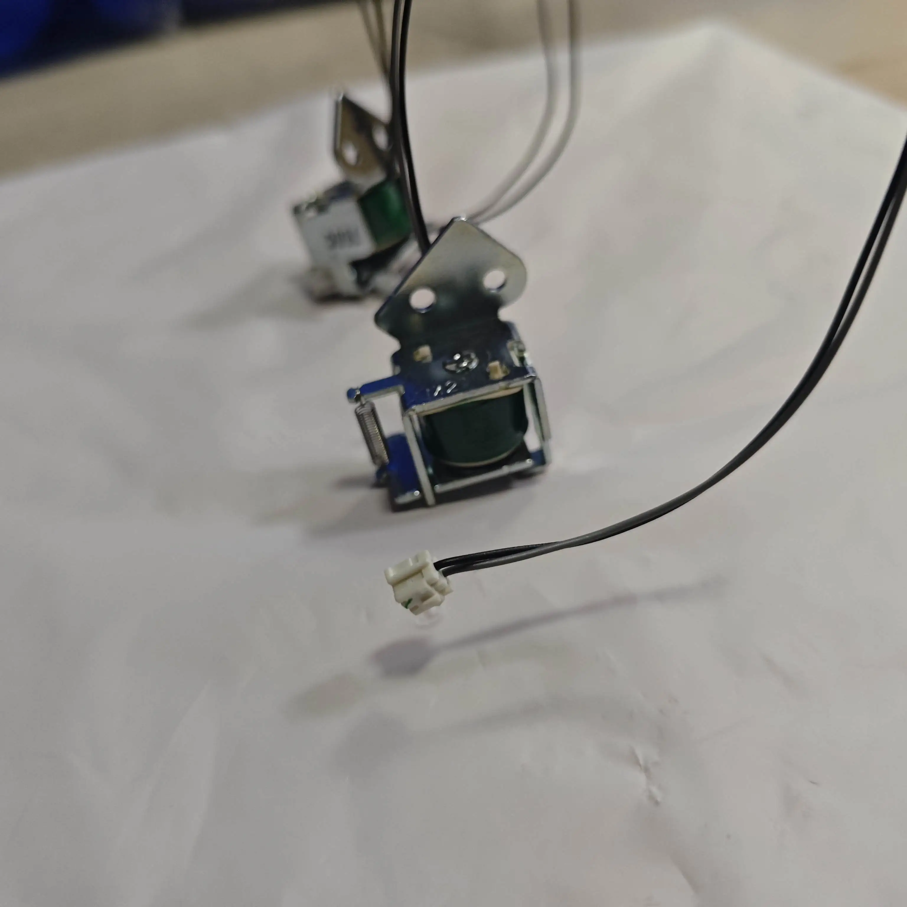 

5 шт. оригинальный соленоид JC33-00028D для Samsung CLP-415 4175 4195 1860 1861 680 CLX-6260 3010 3060 2680 основной соленоид двигателя