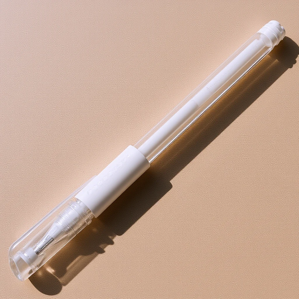 قلم رسم الحواجب الاحترافي مع وظيفة رسم خطية دقيقة مثالية للتطريز والفنانين