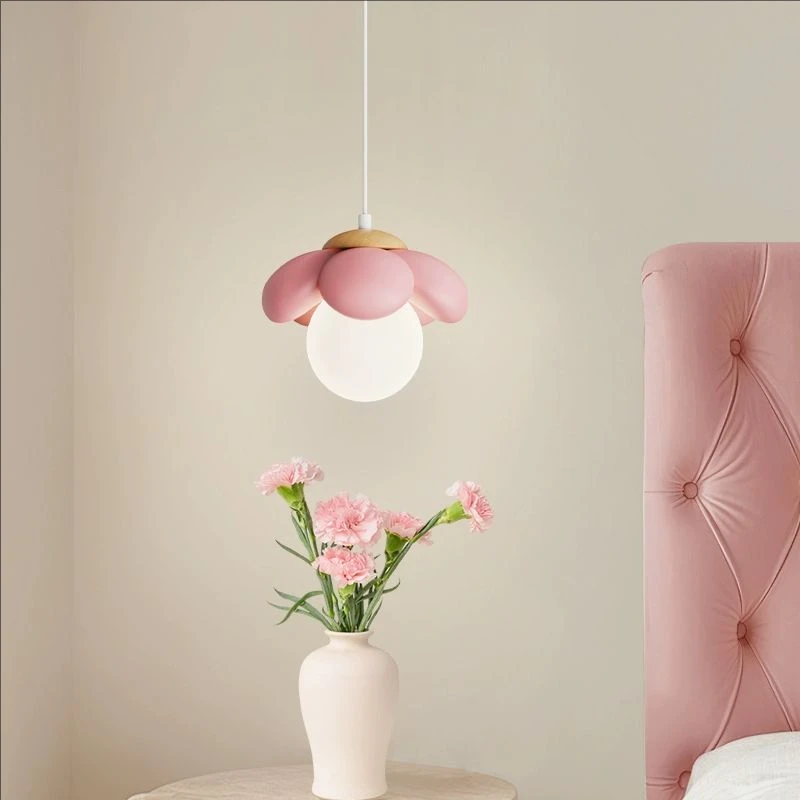 

French Cream Style Children's Room Headboard Pendant Lamp Girls Bedroom Bedside Creative Flower Resin Lamp for Corridor