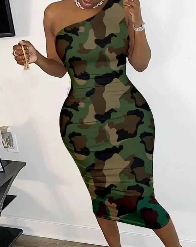 ชุดเดรสสตรีแฟชั่นฤดูร้อนลวงตาพิมพ์ Cutout หนึ่งไหล่แขนกุดหญิงกลางลูกวัว Skinny Night Out Dress