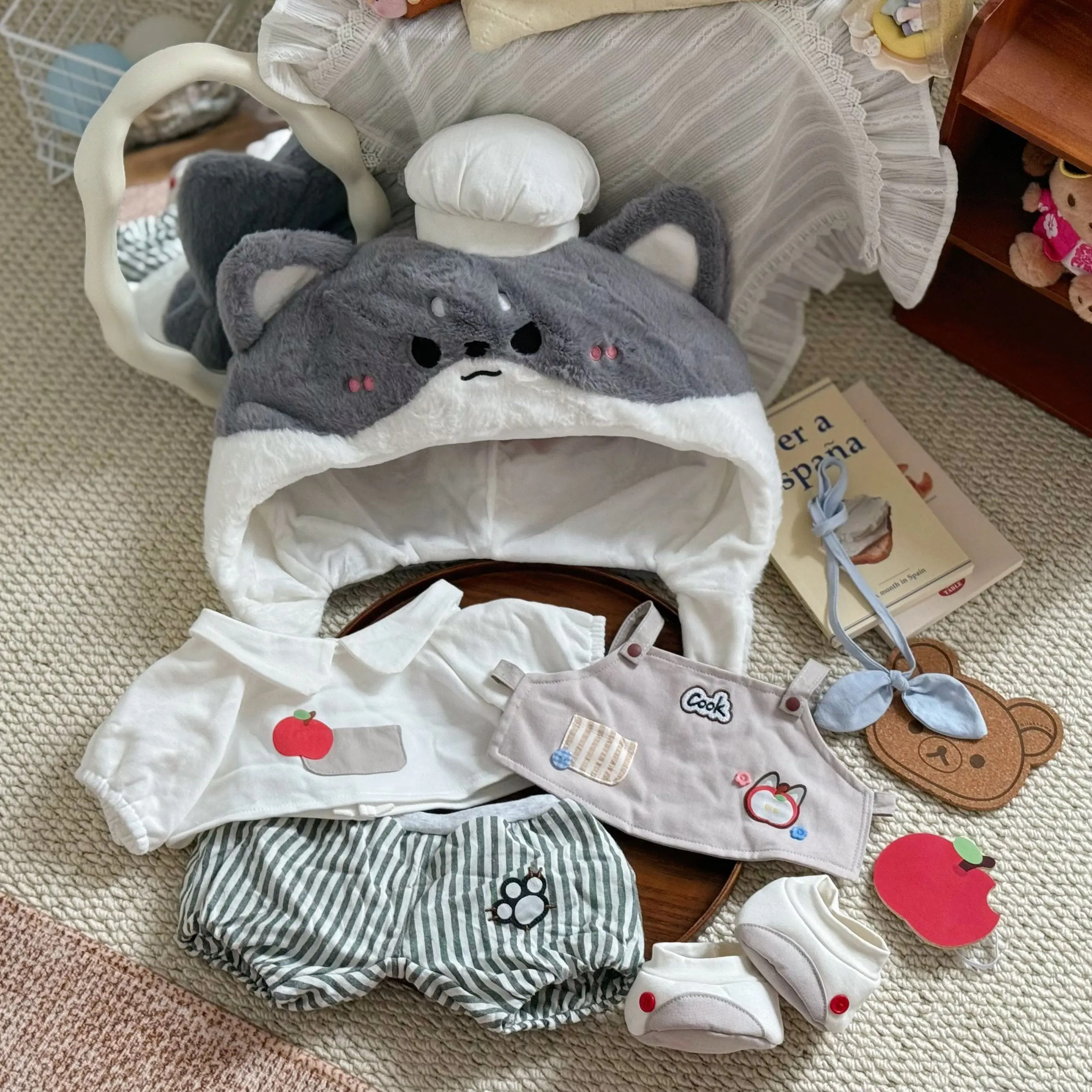 Disponibile Abbigliamento per Bambole da 40cm, Completo Cartoon con Tema Pasticceria, Pinguino, Orso, Lupo, per Peluche e Giocattoli Anime, Regalo per Bambini