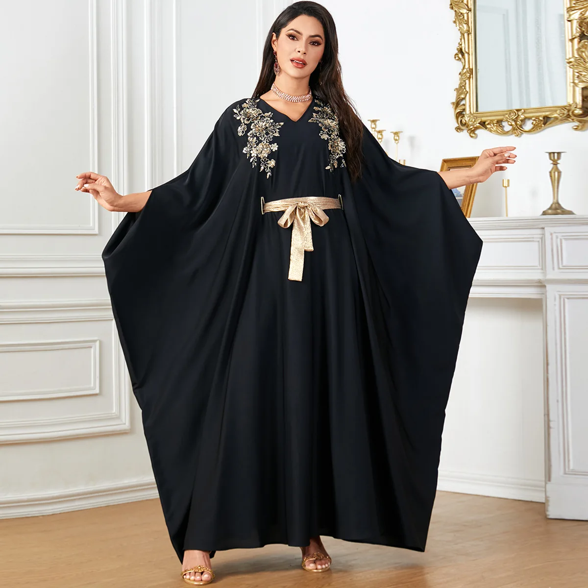 

Fashion Middle East Muslim Batwing Sleeve Floral Embroidery Loose Long Dresses Arabian Moroccan Women Evening Party Elegant Robe