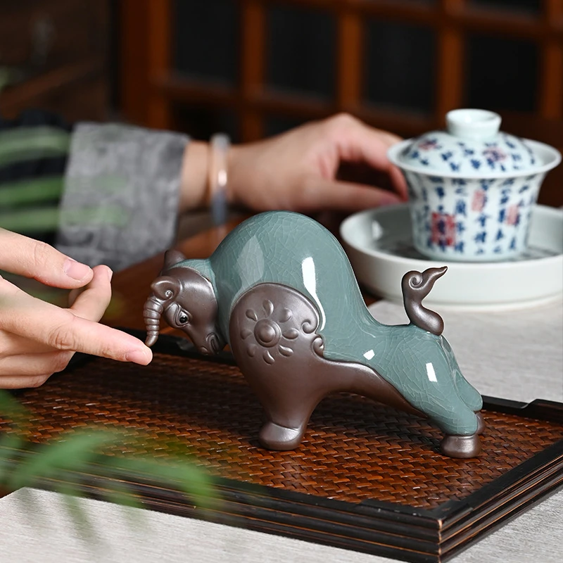 Ceramic Bullfighting Statue Bull Wall Street Cattle Sculpture Office Feng Shui Decor Desktop Bookshelf Animal Figurine Ornaments