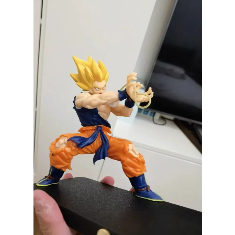 Bandai Dragon Ball Anime Sonne WuKong Nikolatoy Figur Kamehameha Magnetische Nachtlicht Modell Ornament Puppe Schreibtisch Dekoration Spielzeug Geschenk